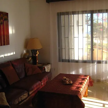 Holiday home Casa Palmeras - #77342